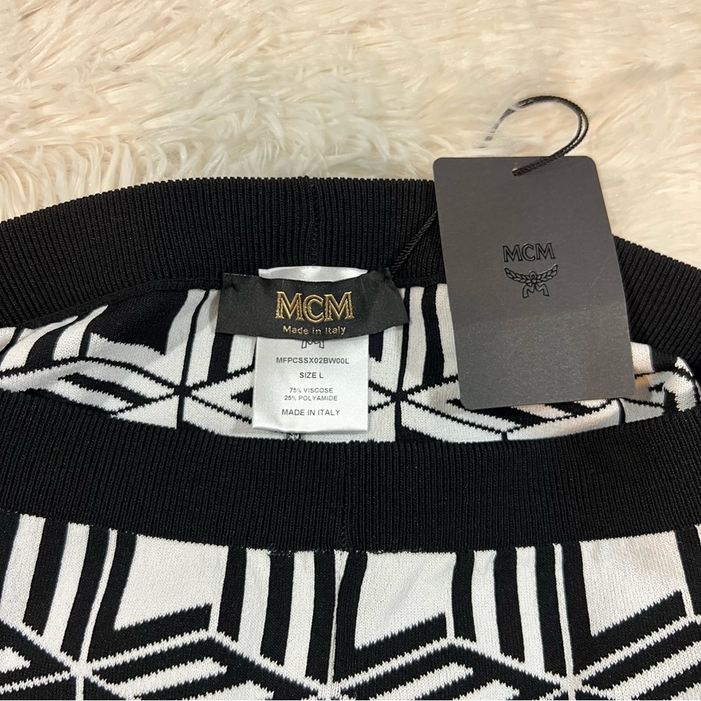 MCM Women’s Après-Ski Cubic Monogram Knit Leggings - Picture 4 of 6